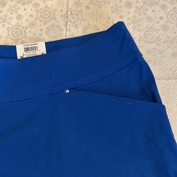 NWT Inc shorts - Picture 2 of 10
